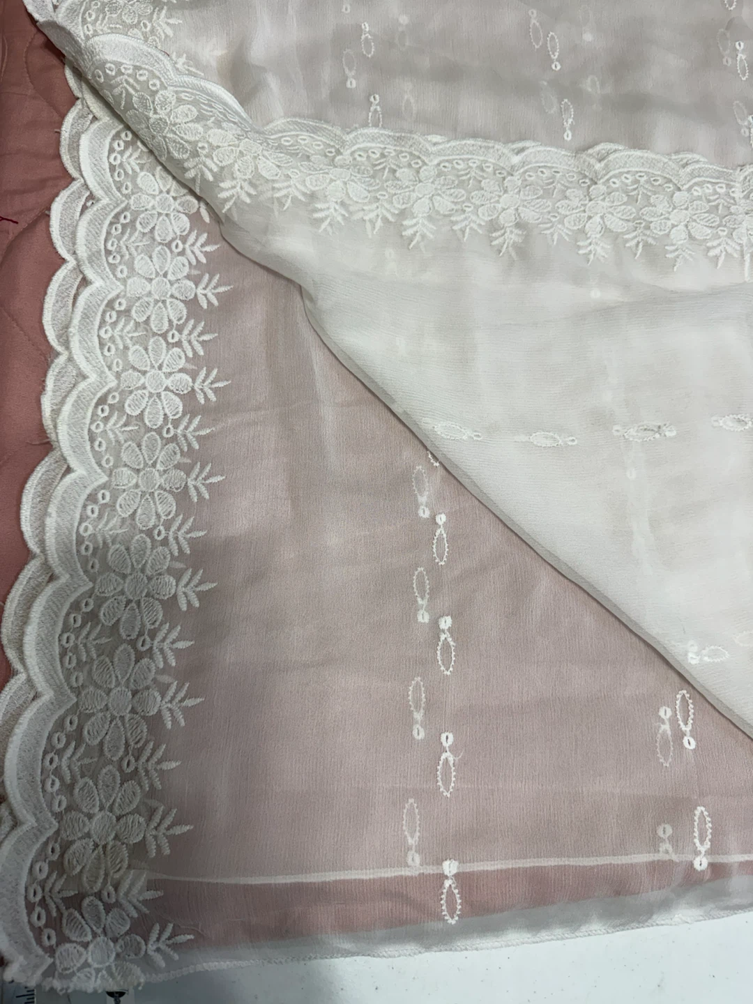 Chiffon embroidered duppata/shawl/scarf - photo 4