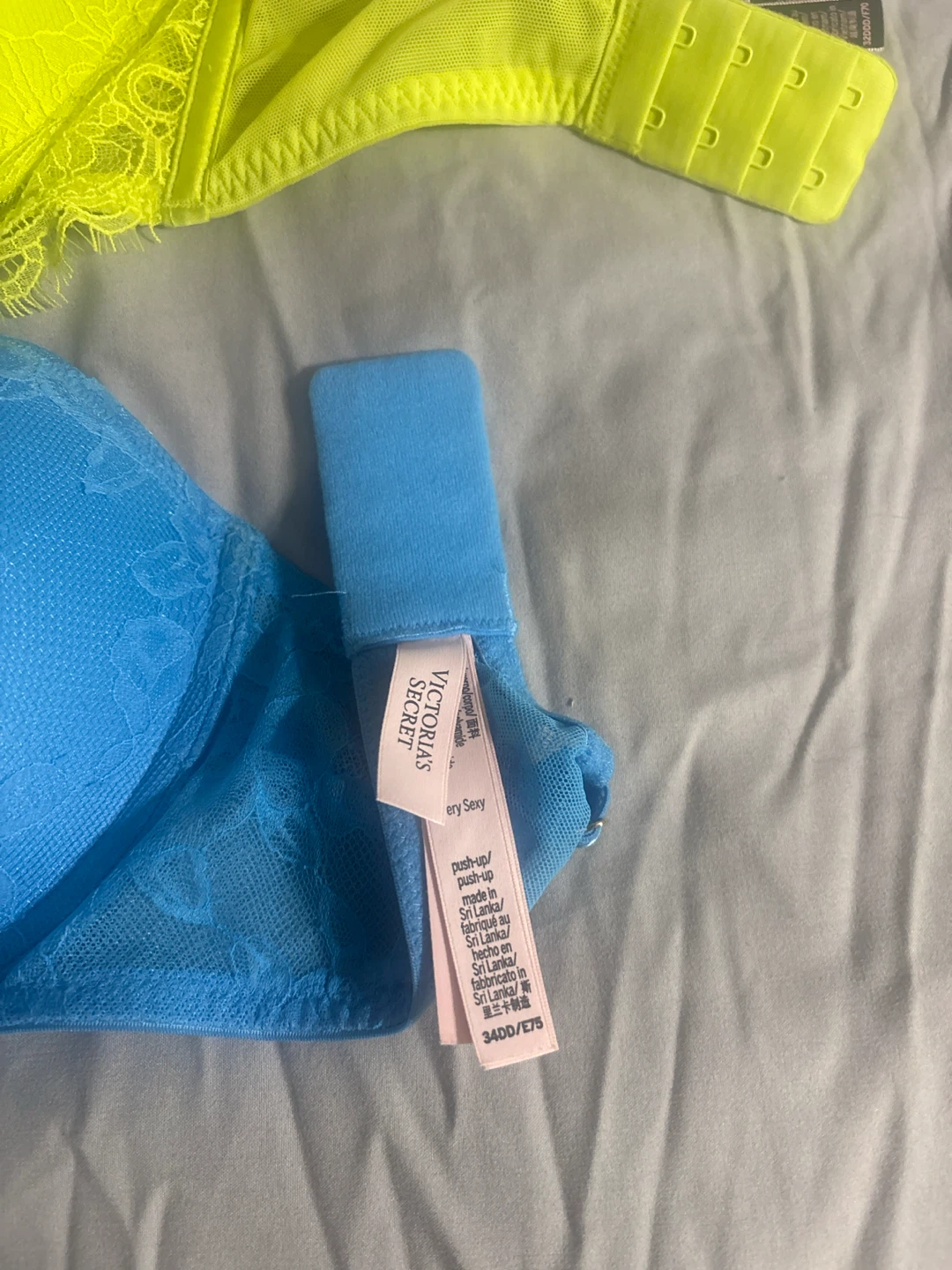 Bras - photo 2