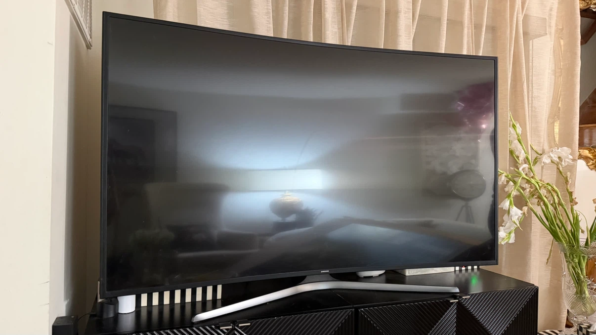 Samsung Curved TV
