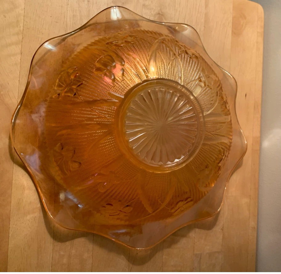 3 Vintage Iridescent Glass Bowls - photo 3