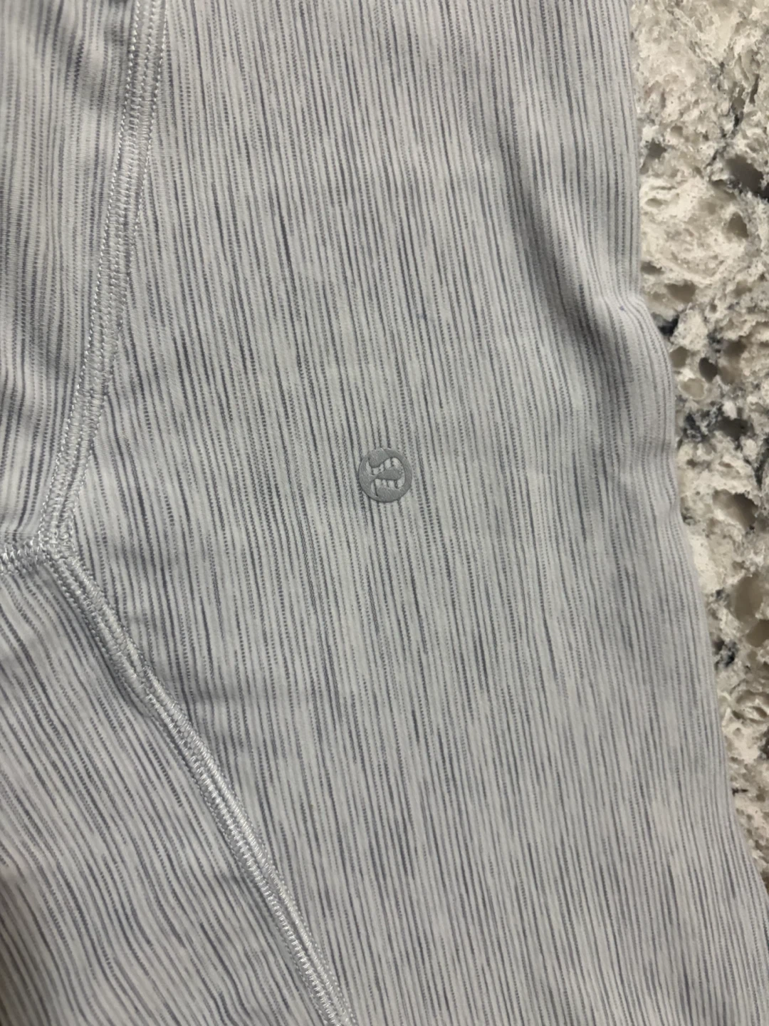 Lululemon Culottes Grey Striped - photo 2