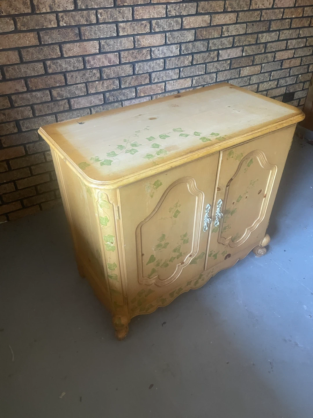 Vintage Accent Cabinet with Double Doors - photo 4