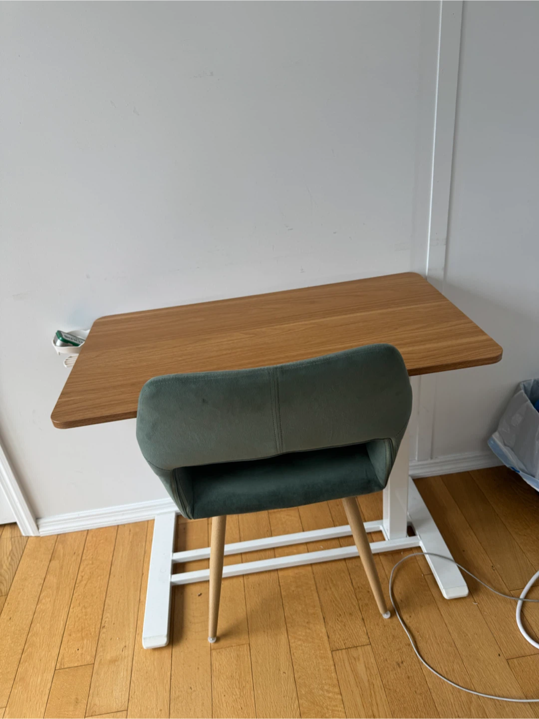 Adjustable Standing Desk on wheels - photo 3