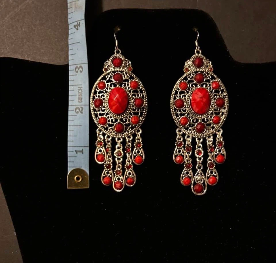 Vintage Style Chandelier Earrings - photo 2