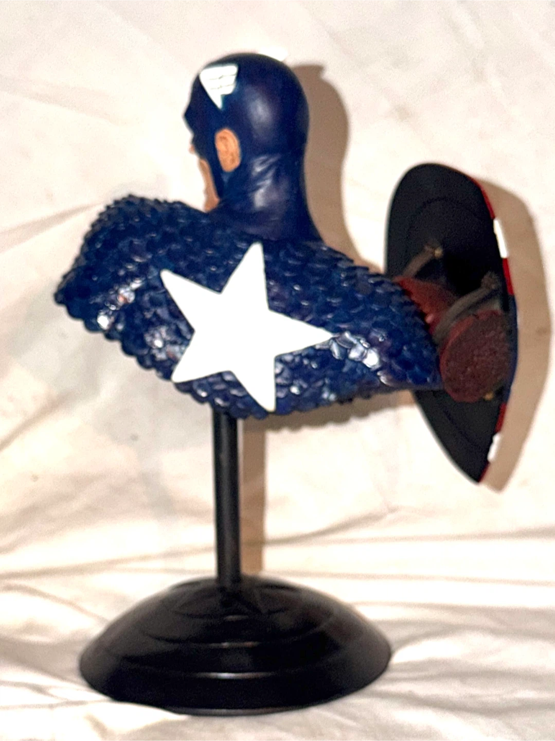 Captain America Silver Age Bust Statue - photo 5