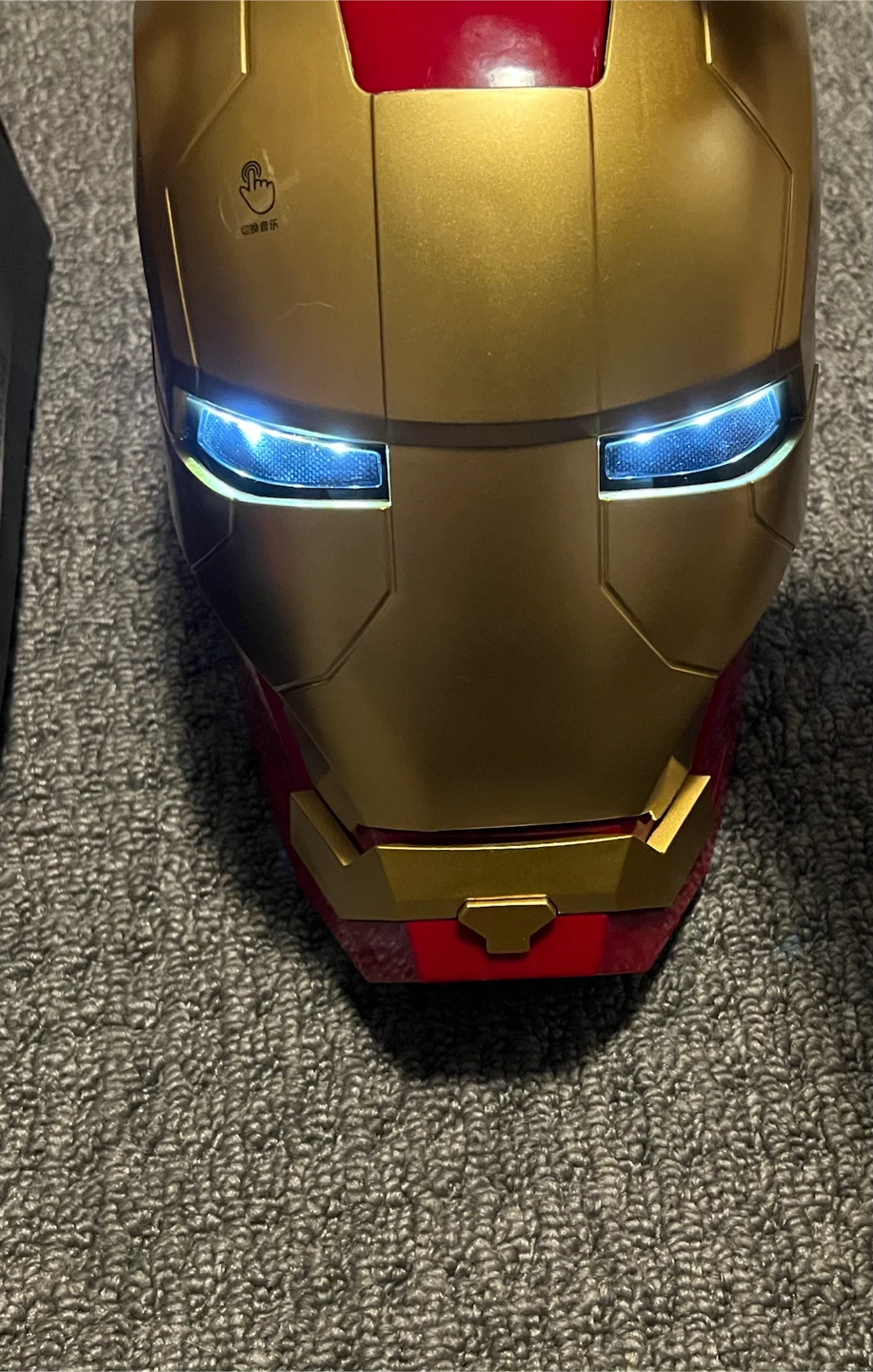 Iron Man Helmet Replica - photo 2