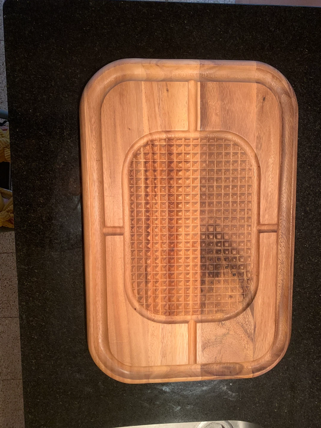 Wooden Carving Board with Juice Groove