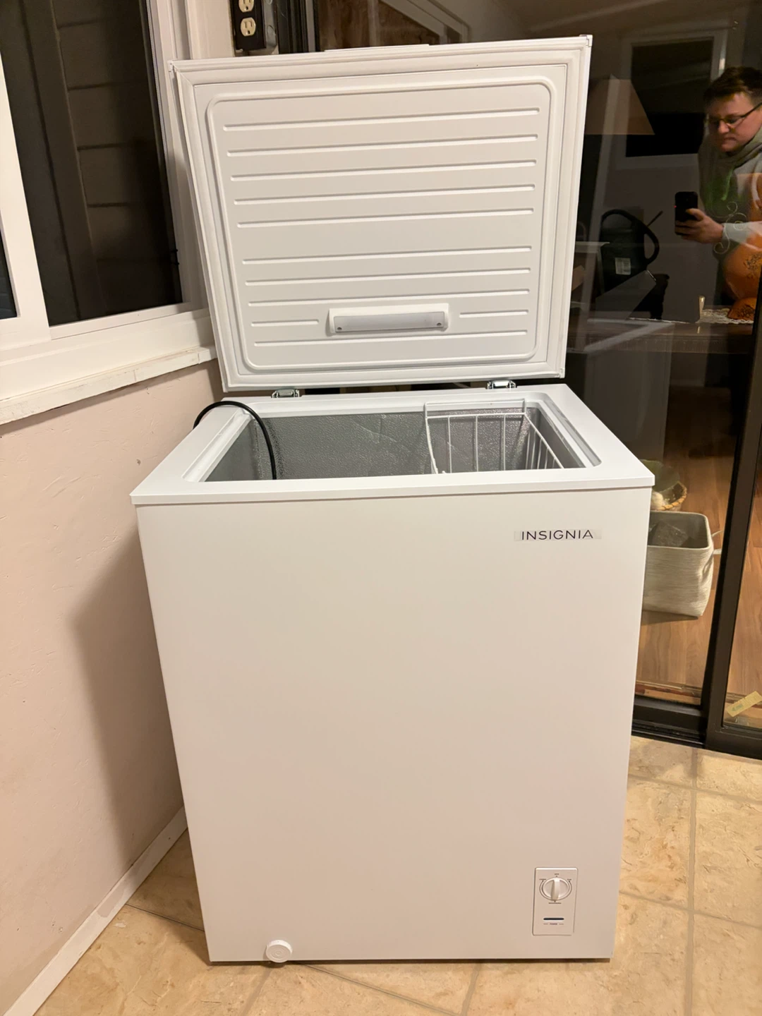 Insignia Chest Freezer