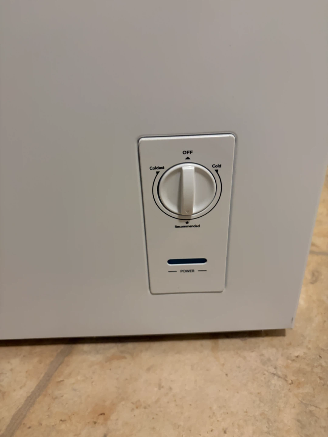 Insignia Chest Freezer - photo 2