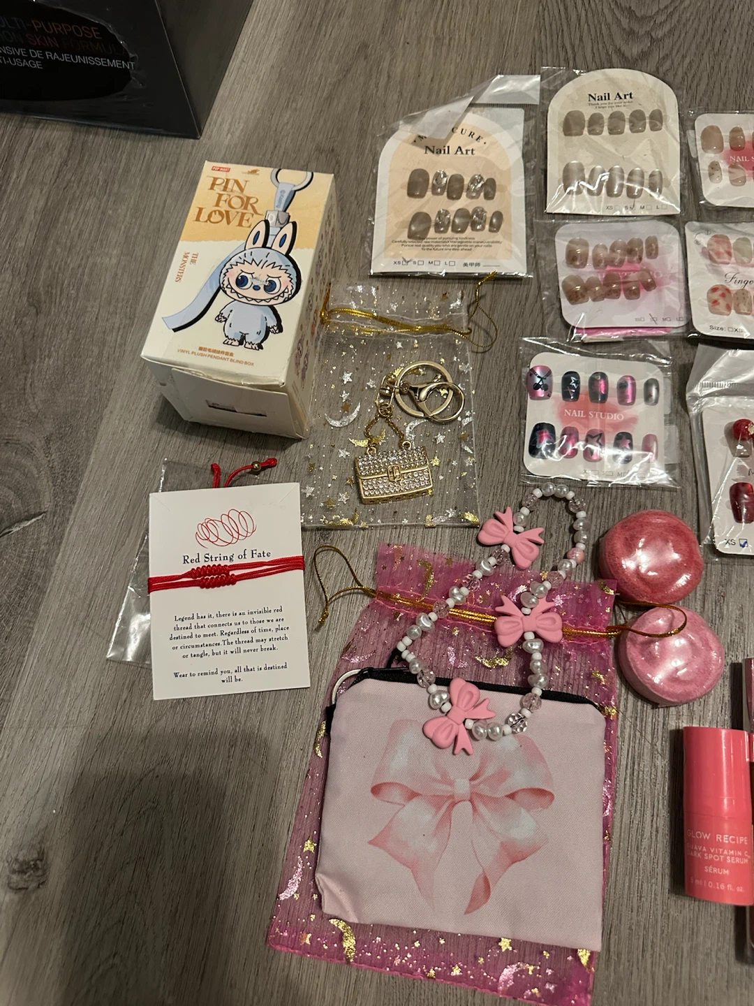 NEW Beauty + Hello Kitty Gift Bundle #13 – Makeup and More - photo 3