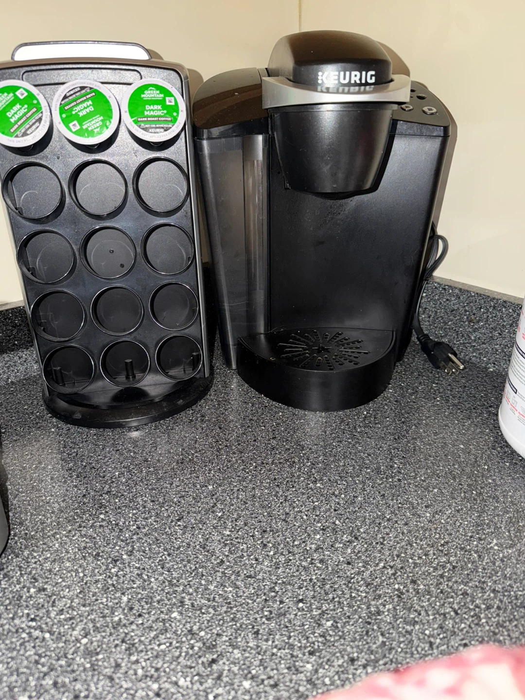 Keurig Coffee Maker with K-Cup Holder - photo 2