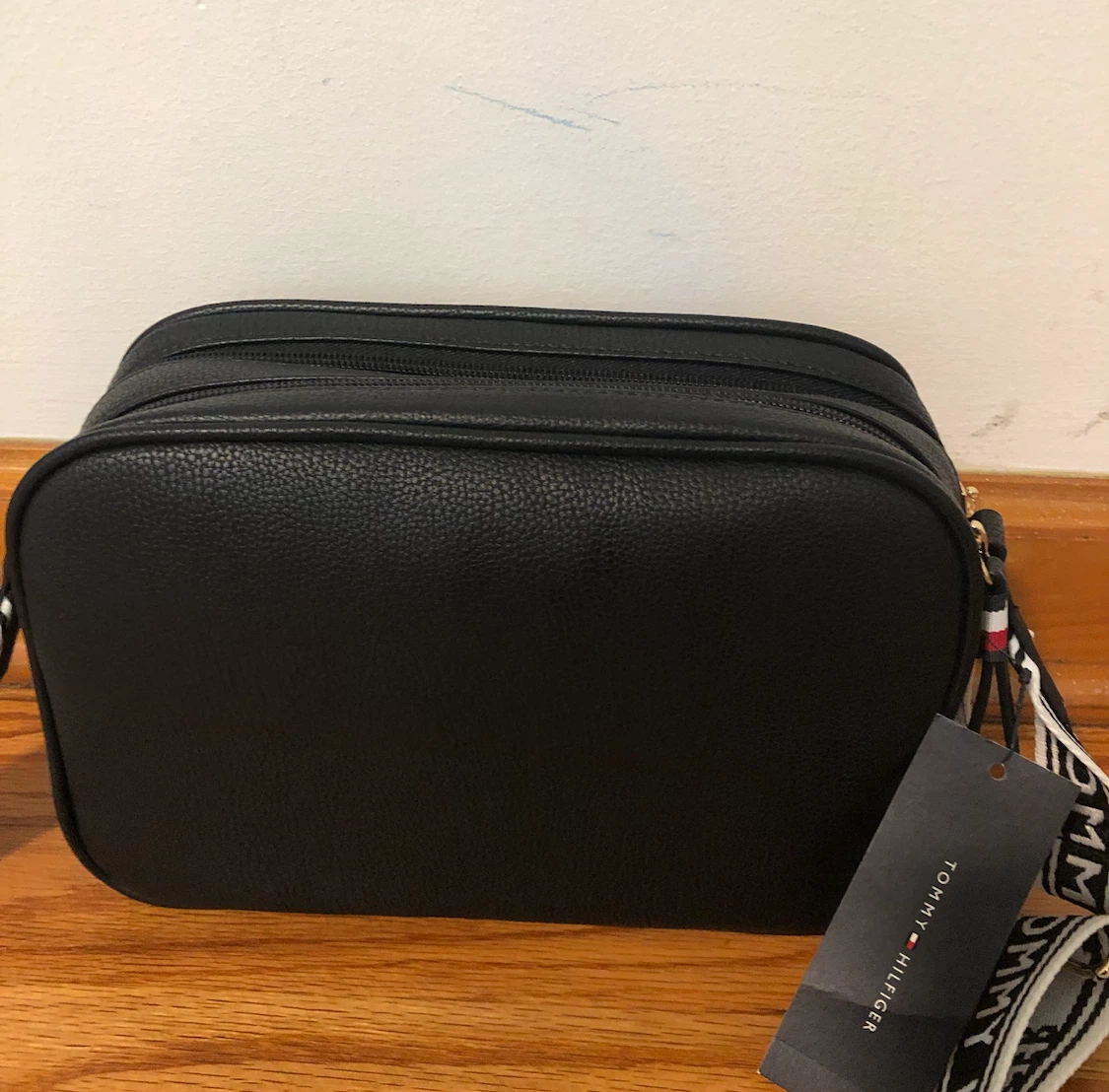 Tommy Hilfiger Black Crossbody Bag - photo 2