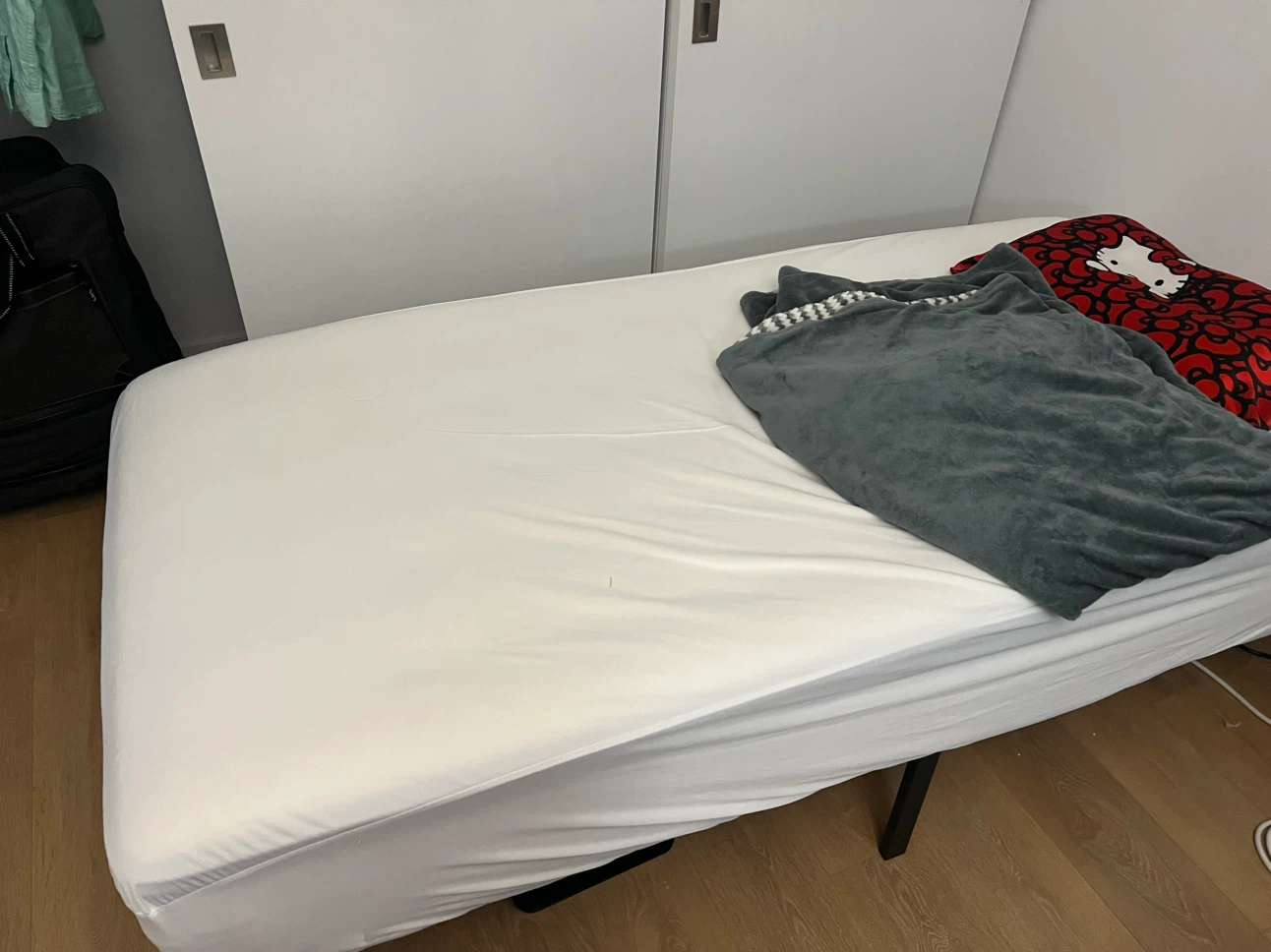 [FREE - 8/30] Twin XL mattress and Bed Frame