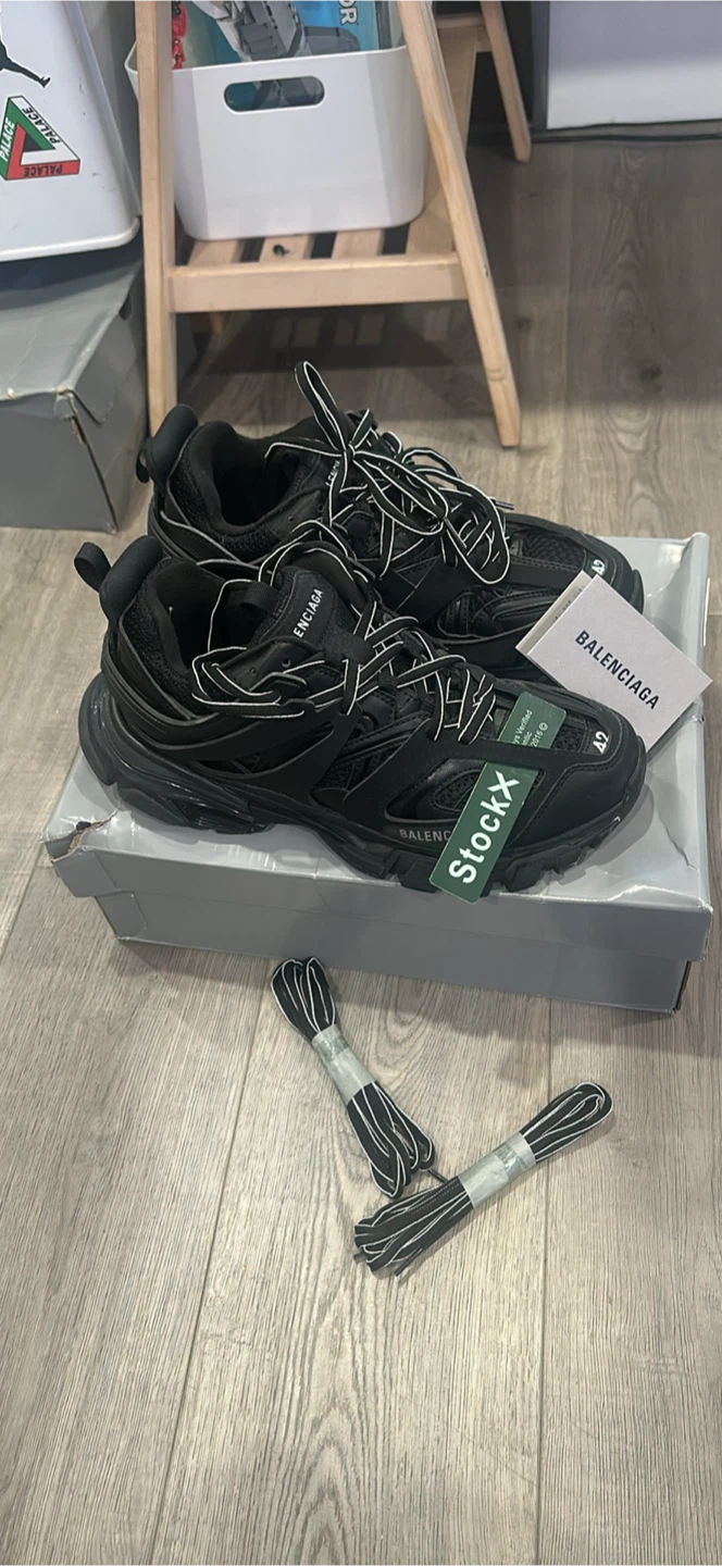 ⚠️⚠️Balenciaga Track Sneakers - Black⚠️⚠️