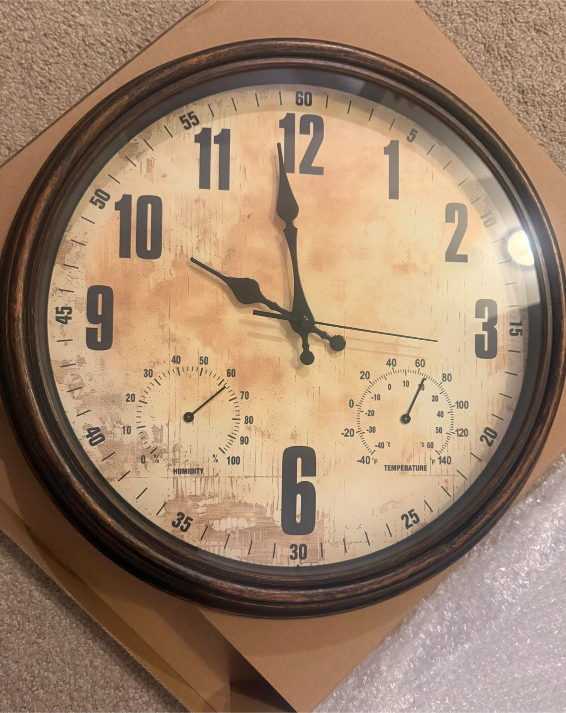 16 Inch Indoor/Outdoor Clock with Thermometer and Hygrometer - photo 4