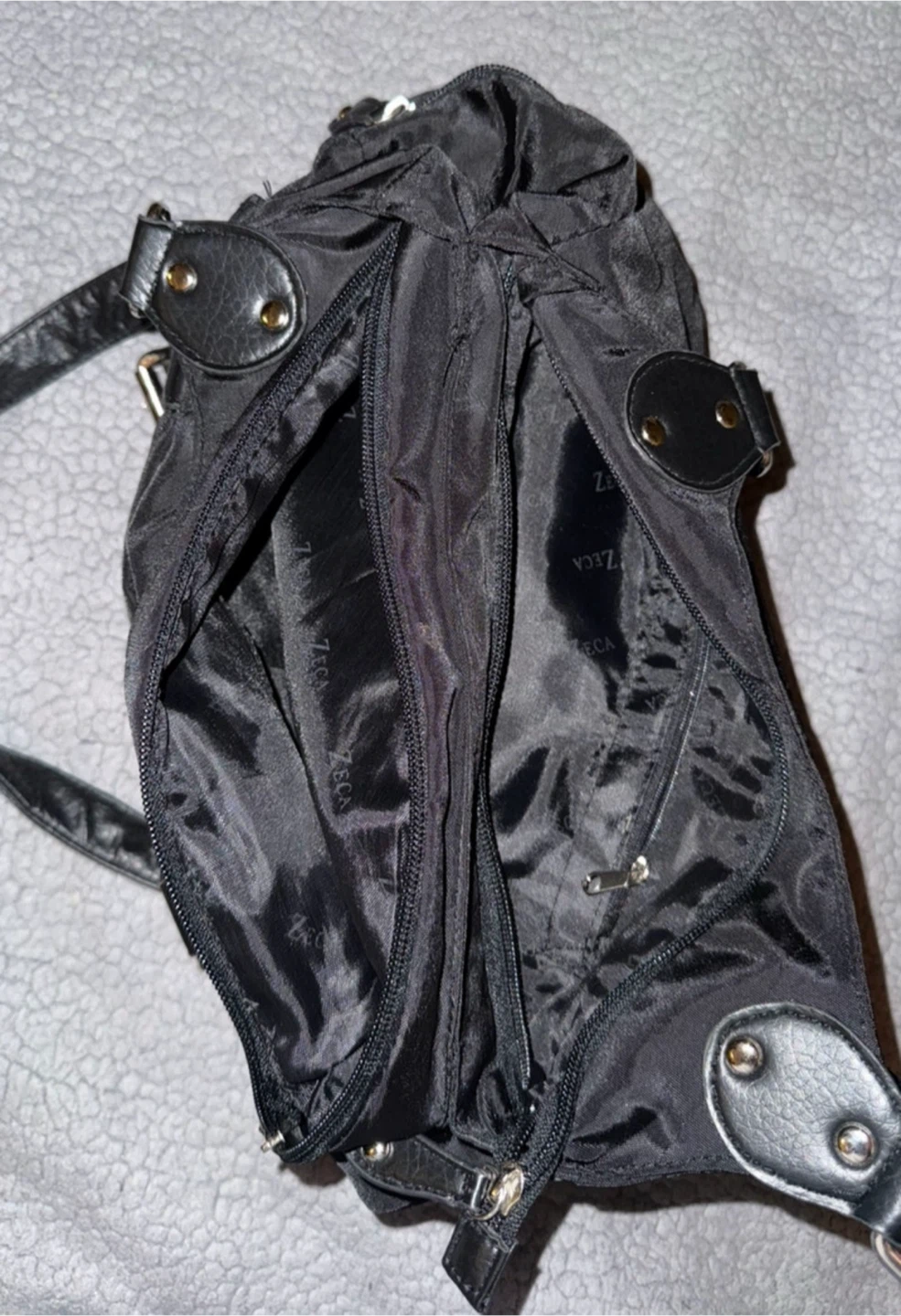 Zeca Black Nylon Shoulder Bag - photo 3