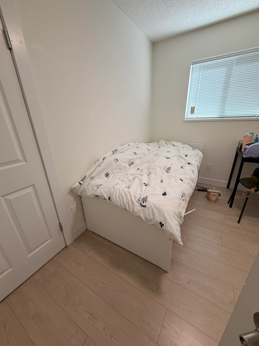 Moving out sell! IKEA twin Bed Frame with mattress - photo 5