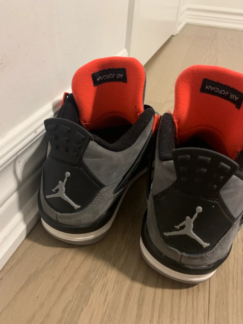 Air Jordan 4 Retro 'Flight' Sneakers - photo 2