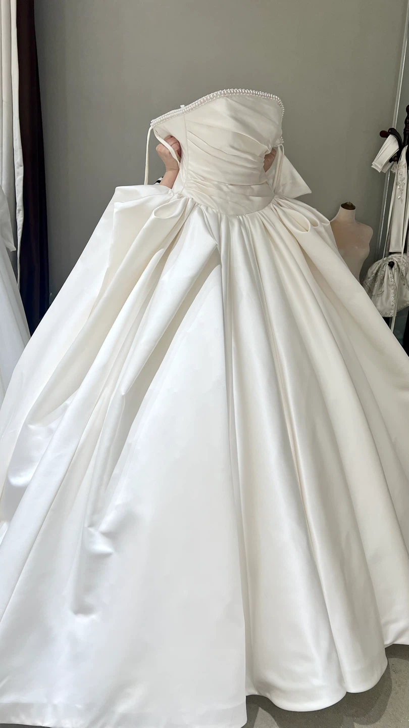 White Ball Gown Wedding Dress - photo 2