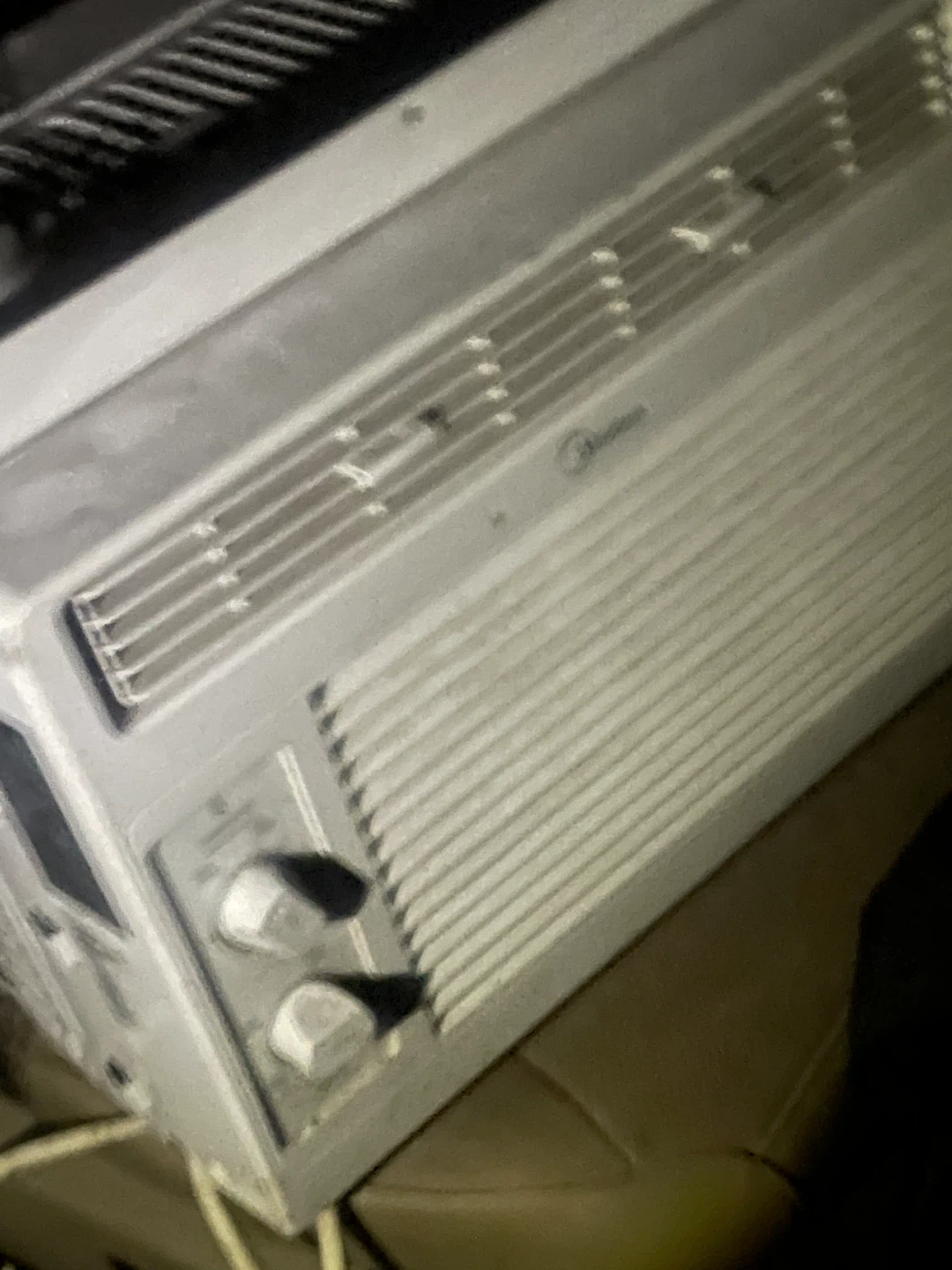 Midea Window Air Conditioner - photo 4