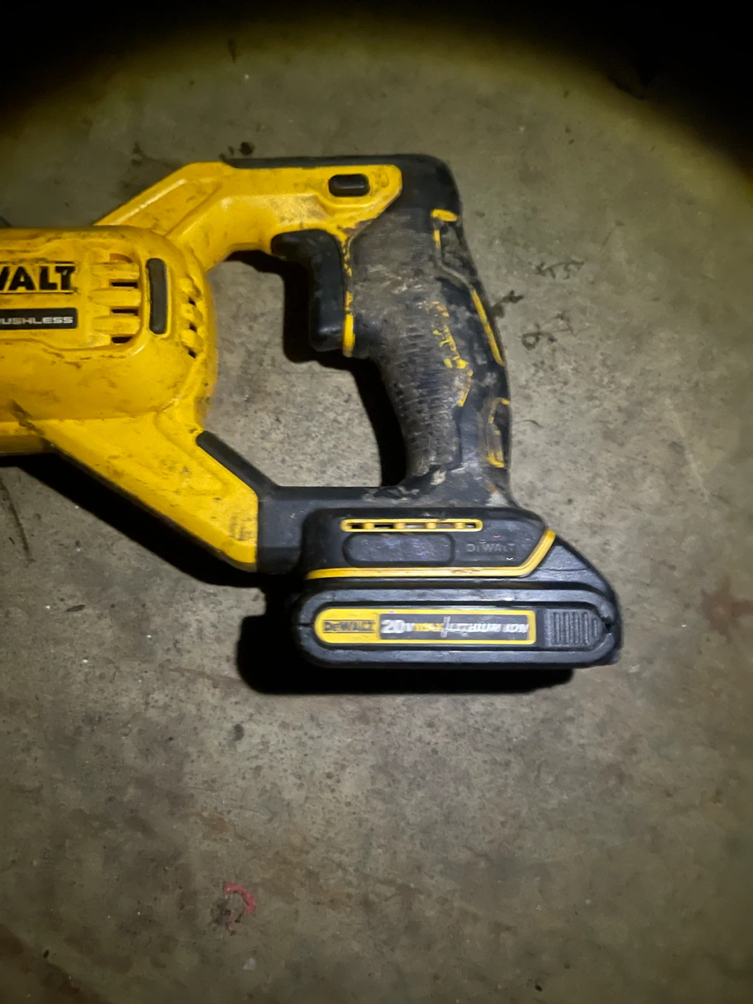 DEWALT 20V XR Brushless Reciprocating Saw - photo 4