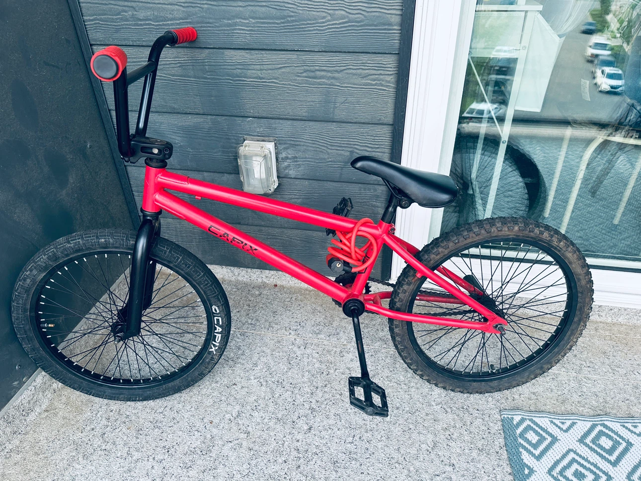 Red capix bmx 20 inch