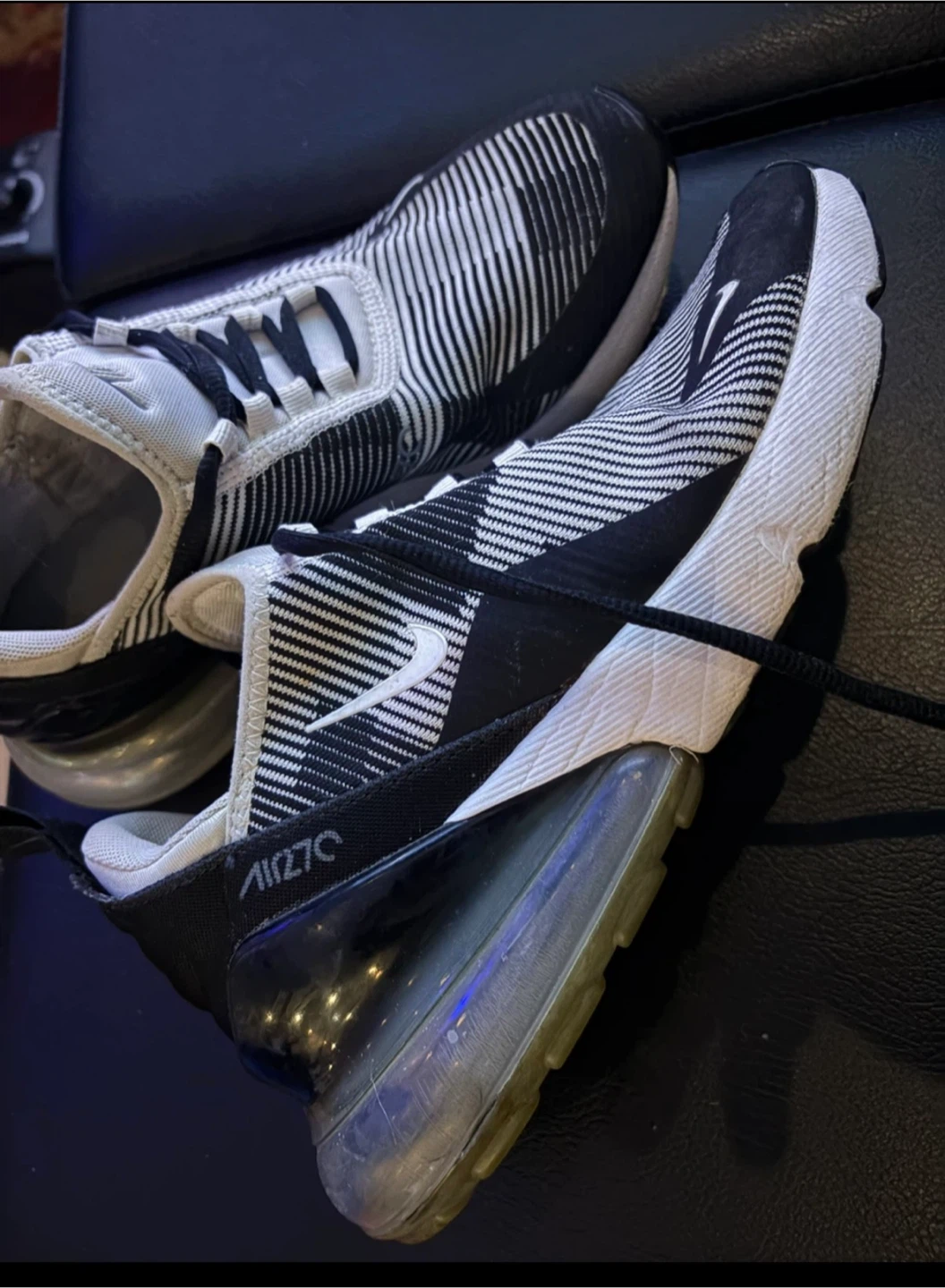 Nike Air Max 270 Shoes - photo 3