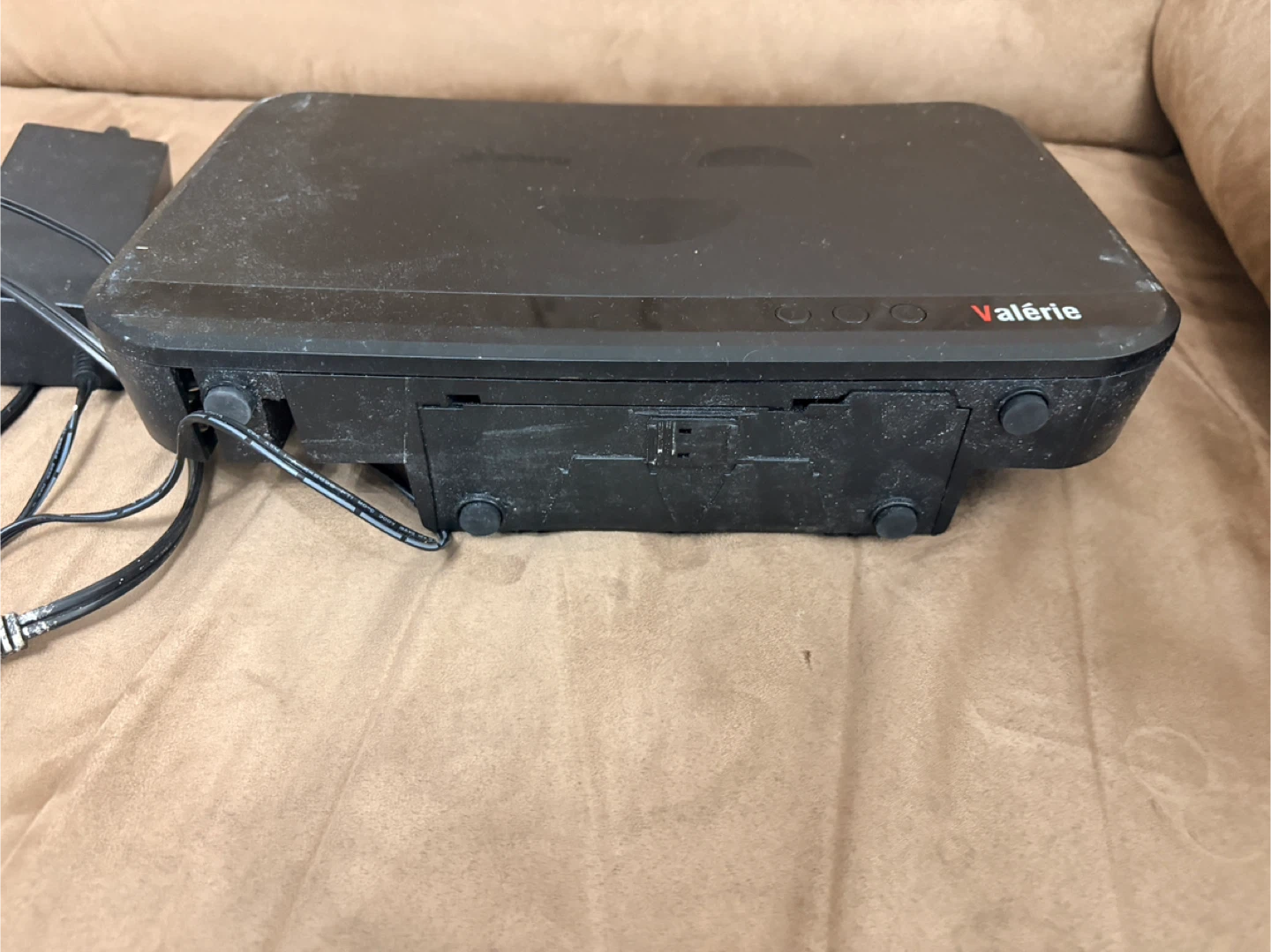 Valérie Black Router with Power Adapter - photo 2