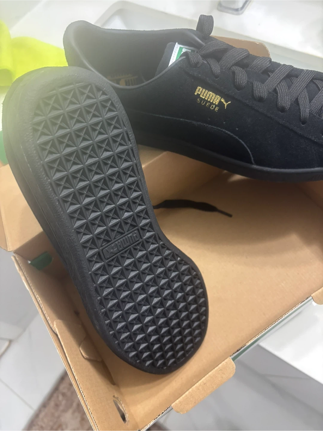 Puma Suede Classic XXI Men's Shoes - Black - photo 2