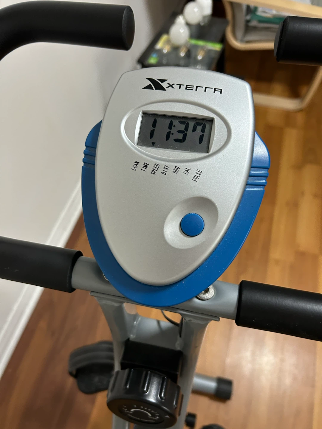 Stationary bike - photo 3