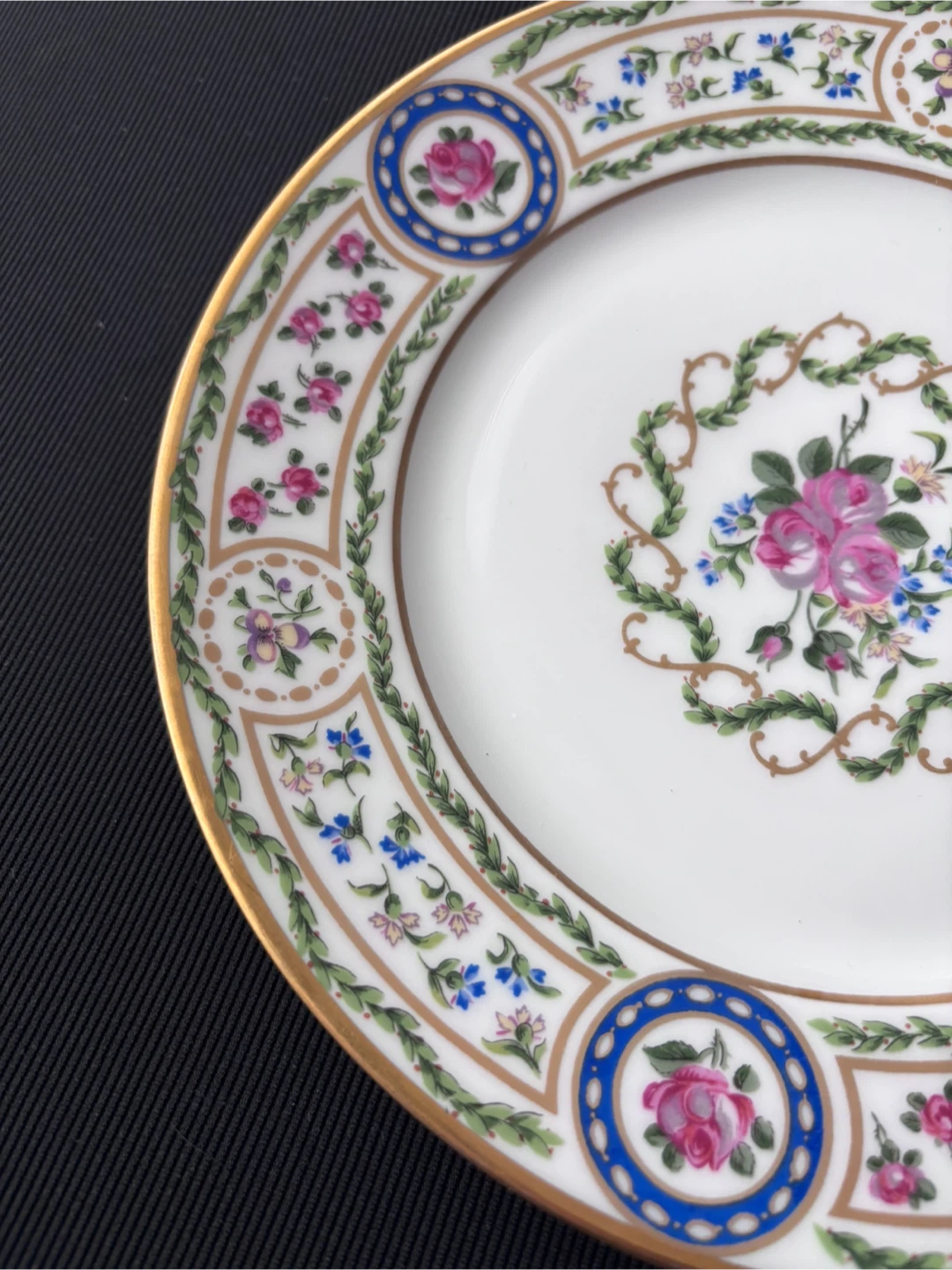 Haviland Limoges Louveciennes Vintage Plate 8 5/8” - photo 2