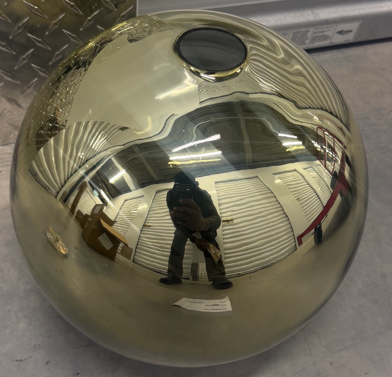 Modern Gold Mirrored Globe Pendant Light – New - photo 2