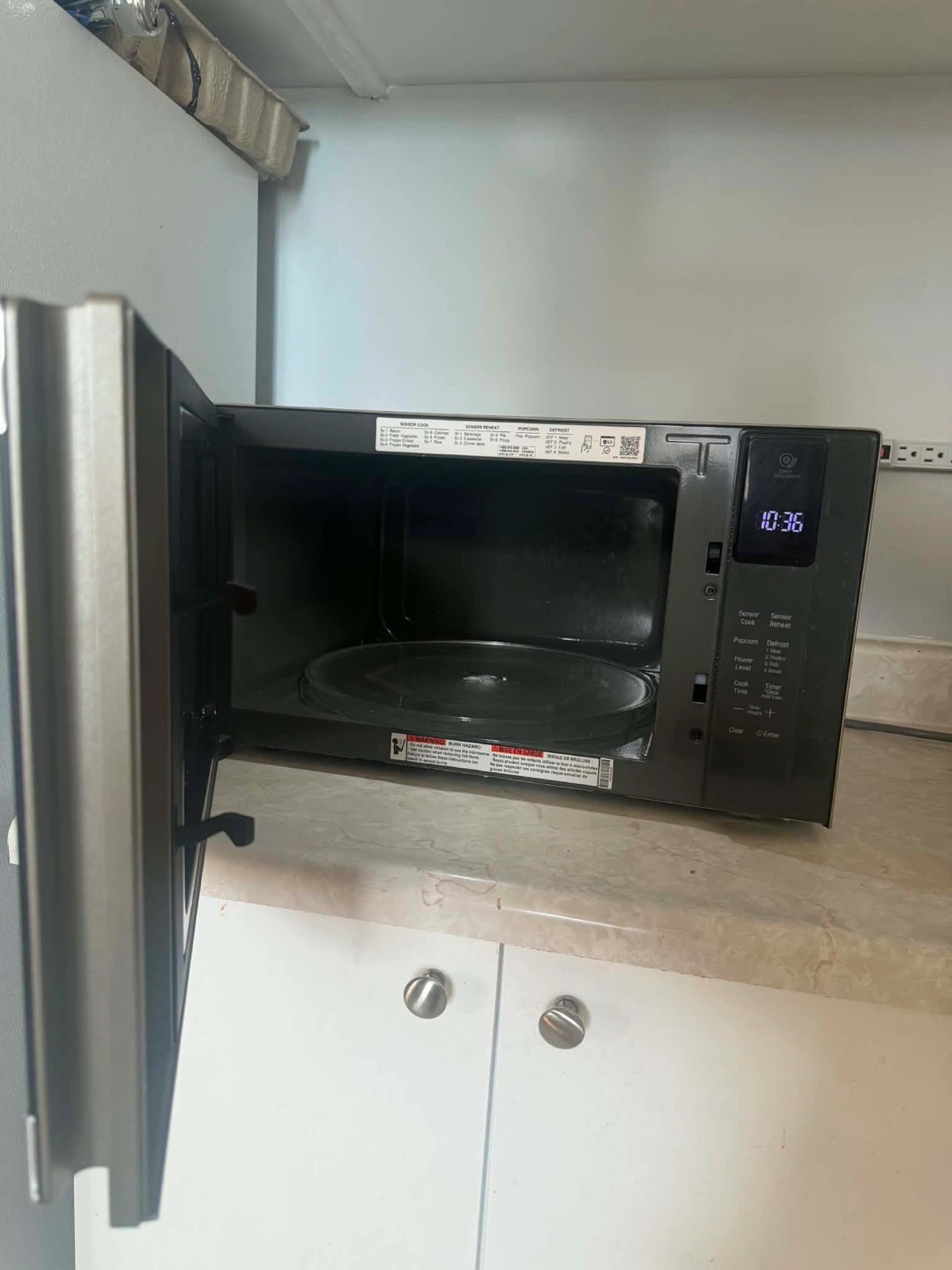 LG Stainless Steel Microwave Oven - photo 4