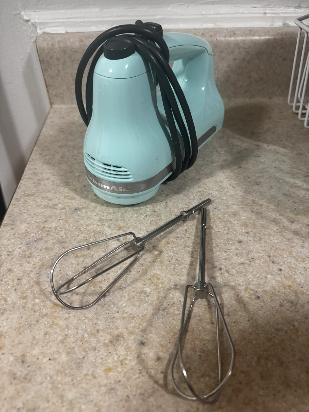 KitchenAid Hand Mixer - Excellent condition