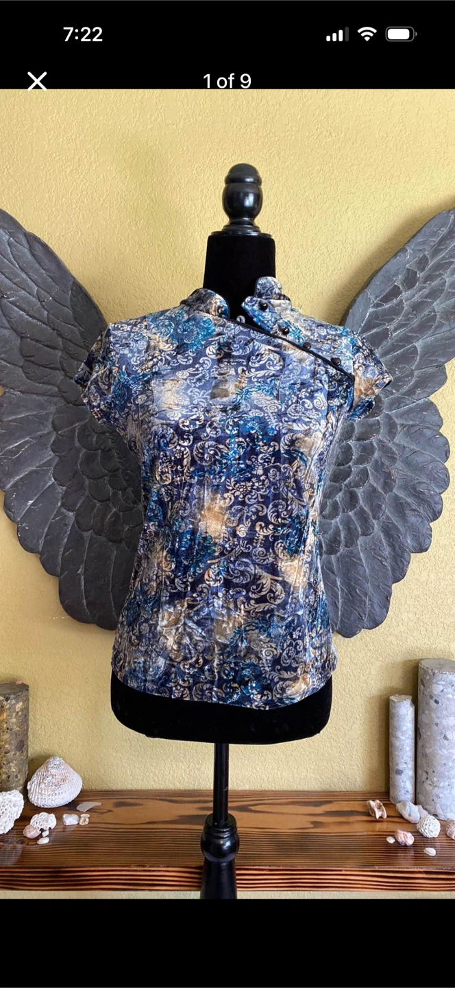 Le Chateau Floral Velvet Shirt Top