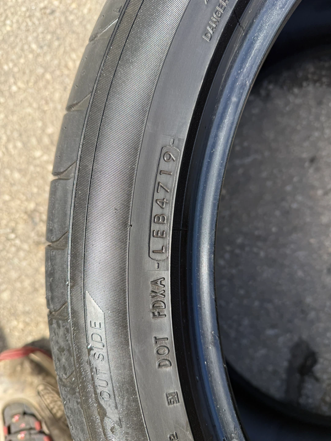 Yokohama ADVAN Sport V107 – 22” Performance Tires - photo 5