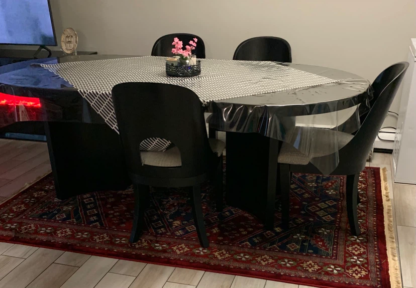 Oval Dining Table with 4 Black Chairs - photo 4