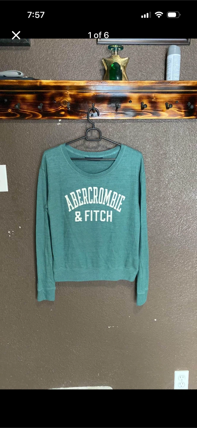 Abercrombie & Fitch Light Pull Over Sweater