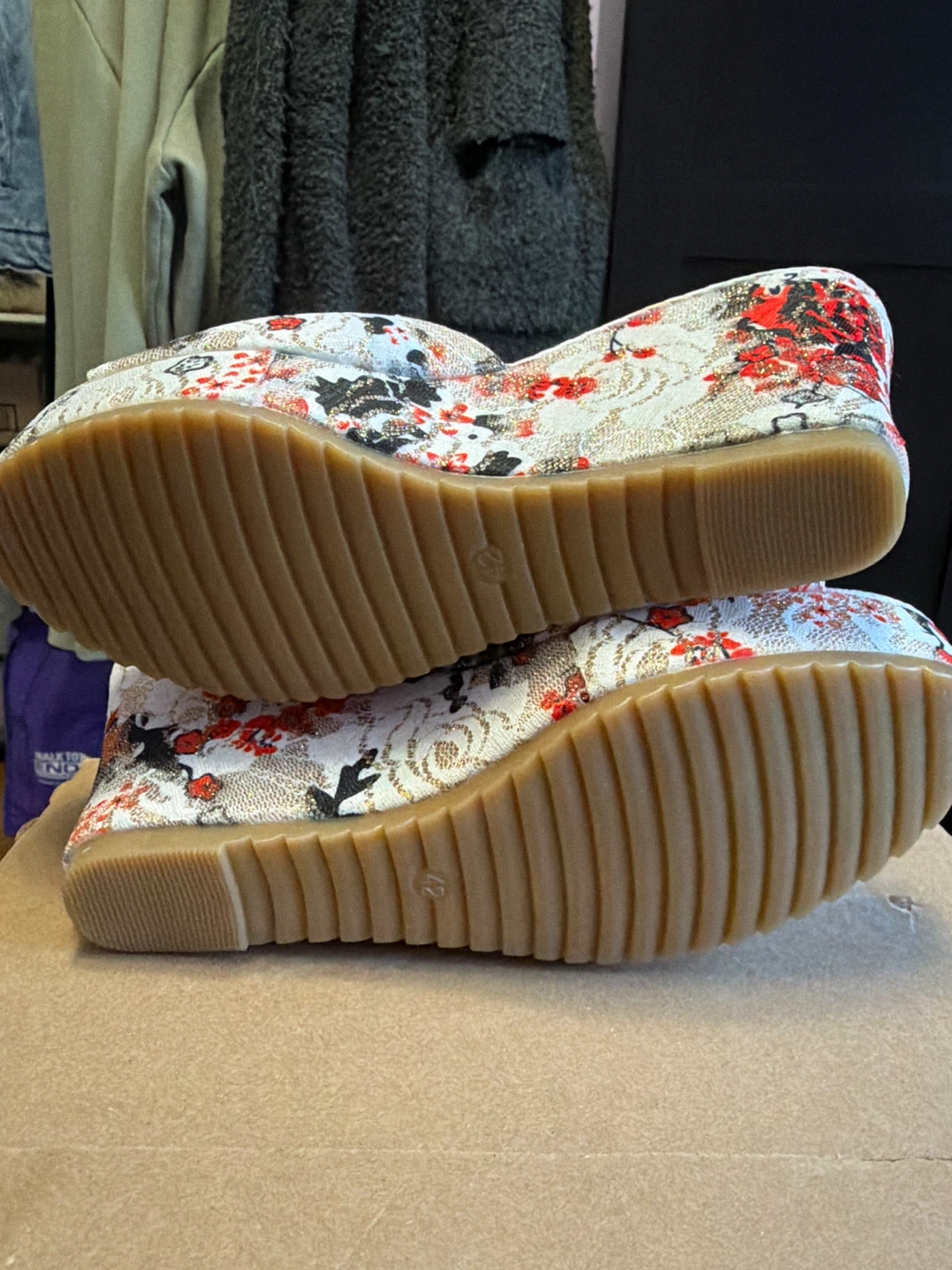 Women's Floral Wedge Sandals - photo 5