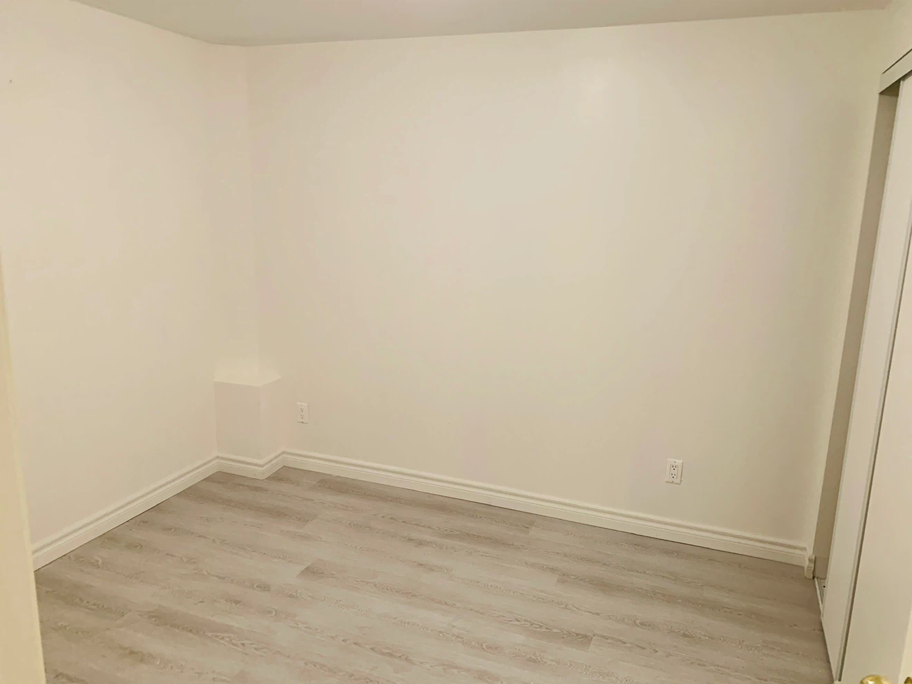 2 bedroom basement for rent - Sep 1st - photo 5