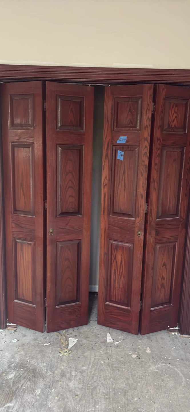 Wooden Bi-Fold Closet Doors