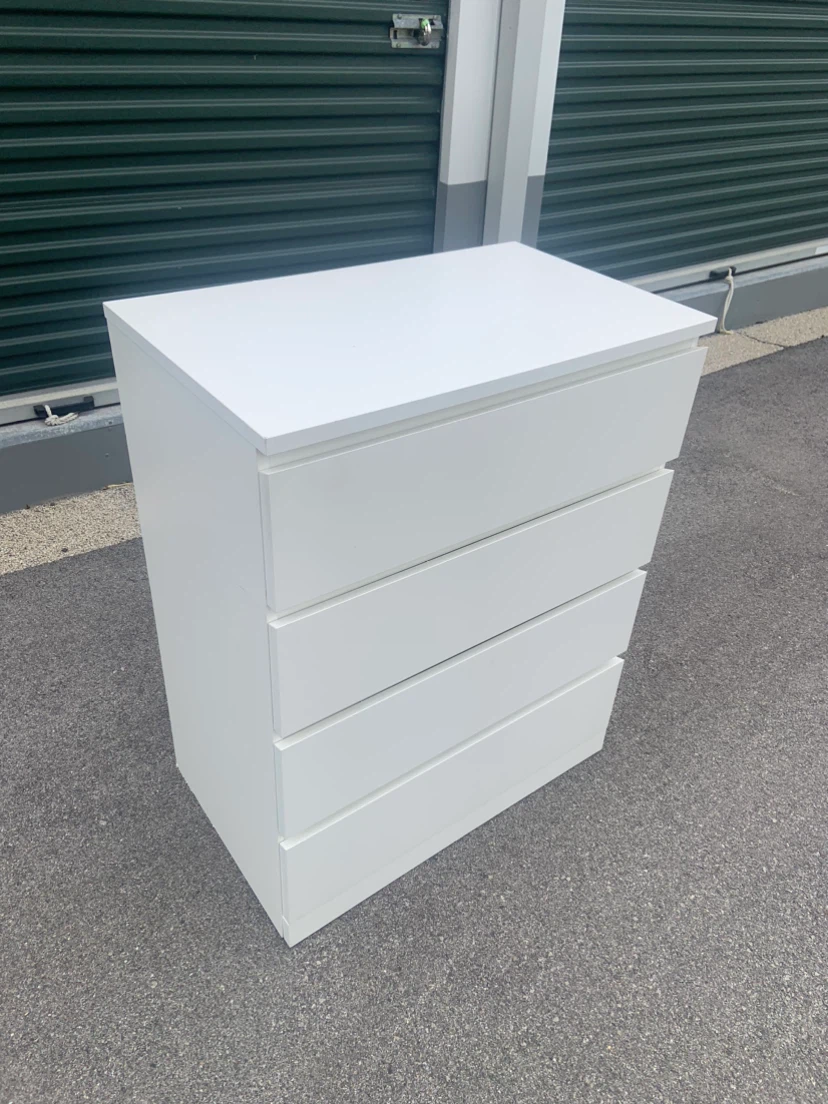 White 4-Drawer Dresser - photo 2