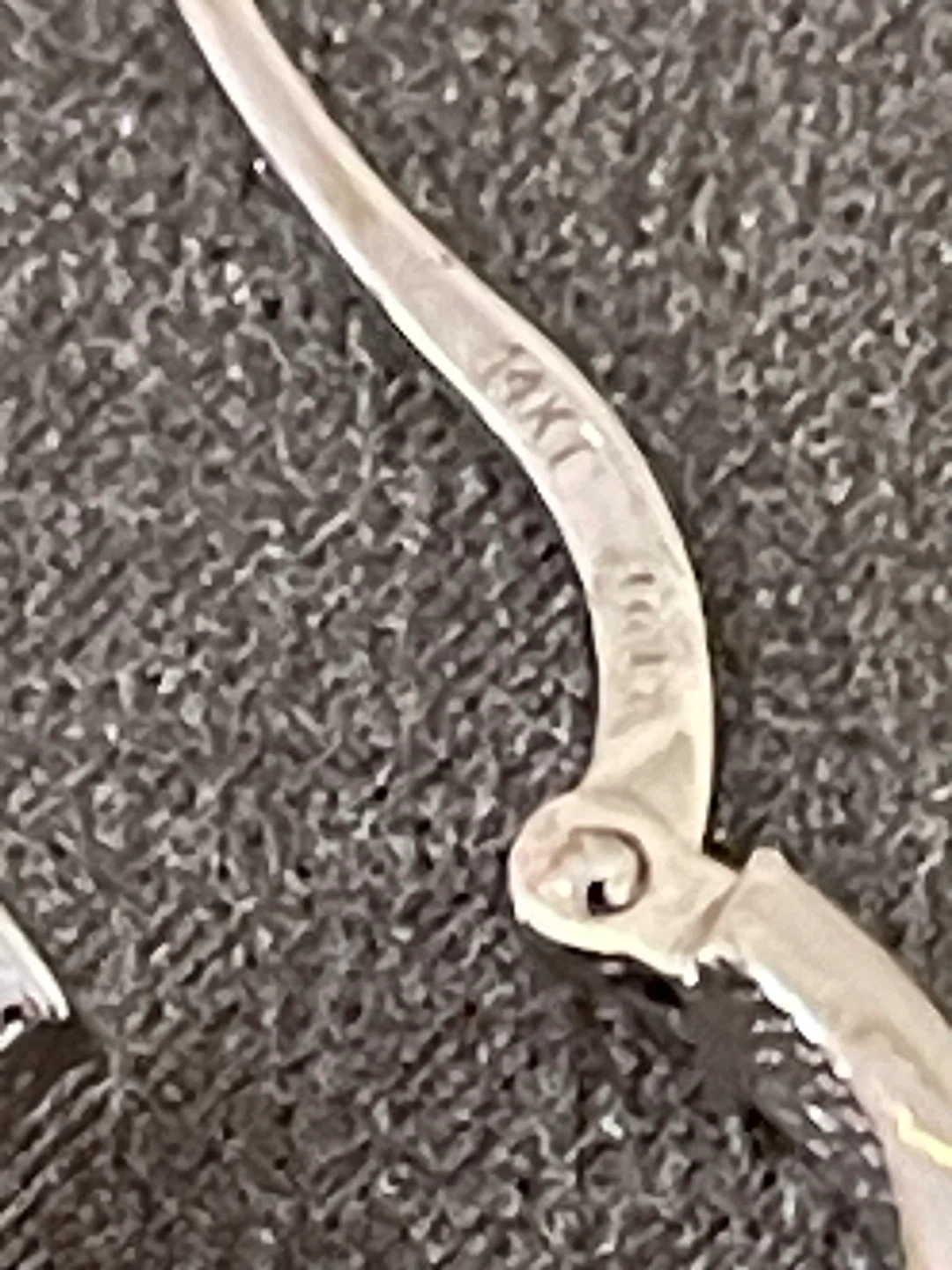 14K Italy white gold Greek design twist  hoop earrings - photo 4