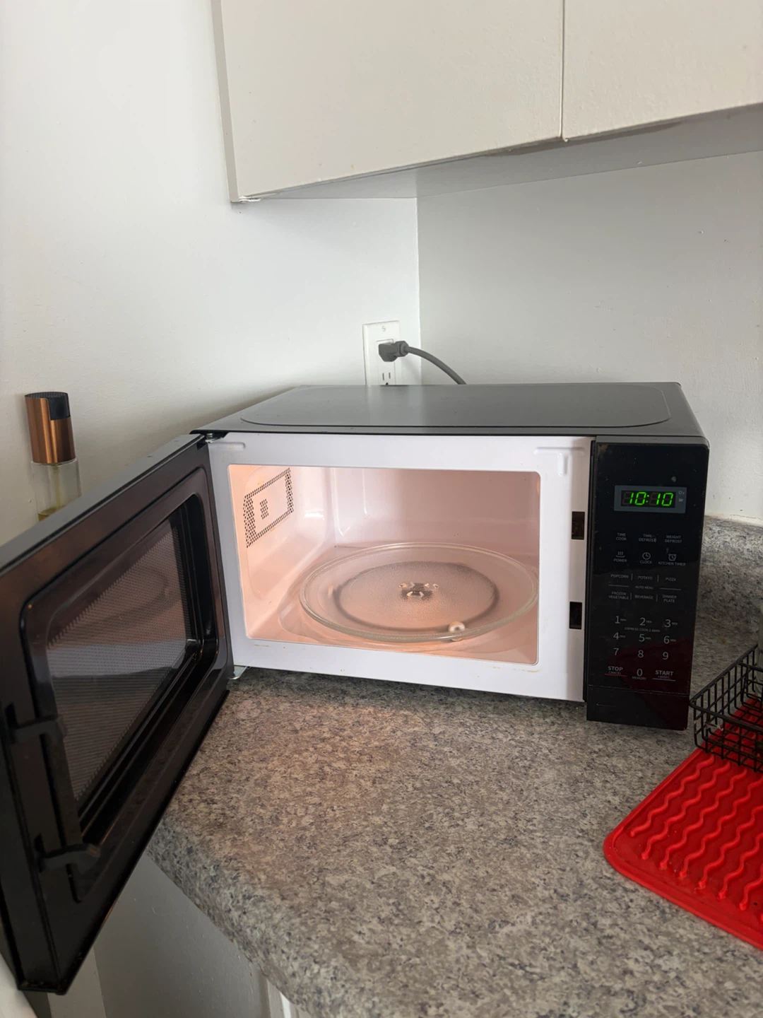 Comfee Microwave - 700W - photo 2