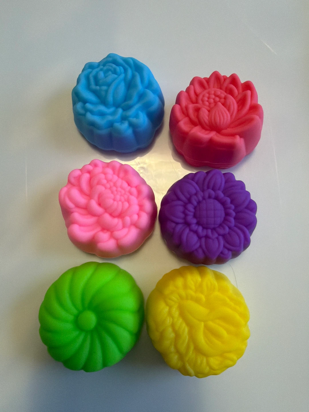 Set of 12 Flower Molds - photo 3