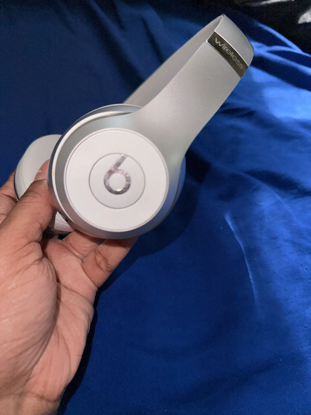 Beats Solo 3 Wireless On-Ear Headphones - Silver - photo 3