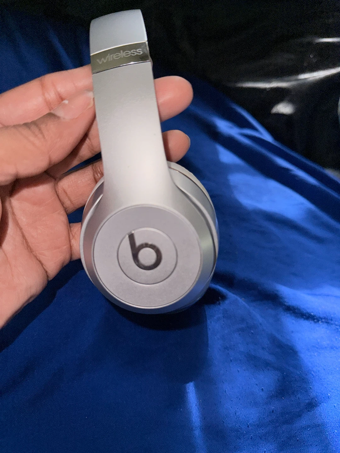 Beats Solo 3 Wireless On-Ear Headphones - Silver - photo 4