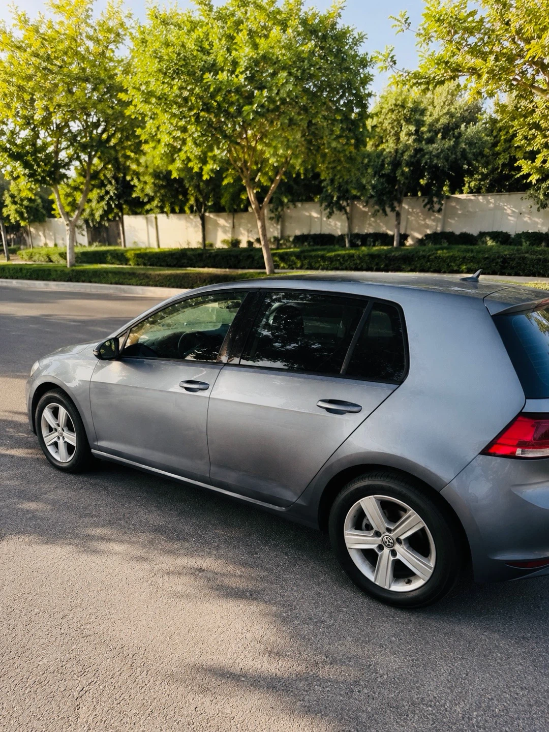 Volkswagen Golf TSI- 2018, 5-Dr 1.8T Comfortline 6sp at w/Tip - photo 3