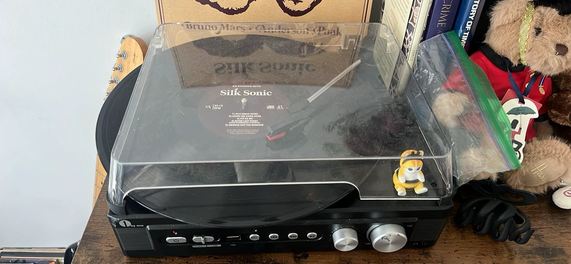 1 by One Turntable Record Player