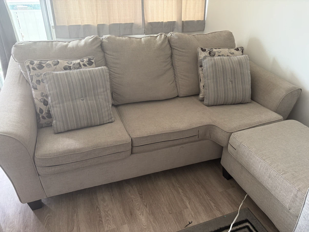 L-Shaped Sectional Sofa with Ottoman - photo 2